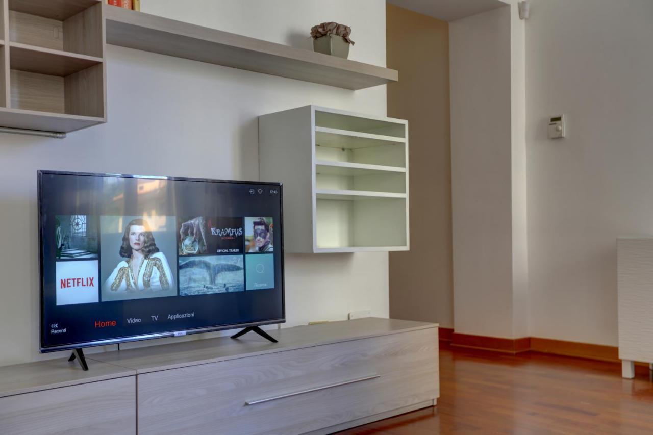 Colosseo Apt Mecenate 77 - Home And More โรม ภายนอก รูปภาพ