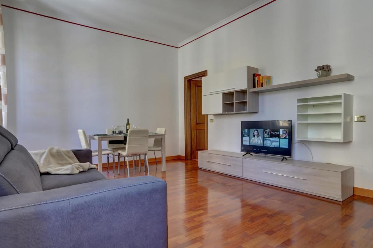 Colosseo Apt Mecenate 77 - Home And More โรม ภายนอก รูปภาพ