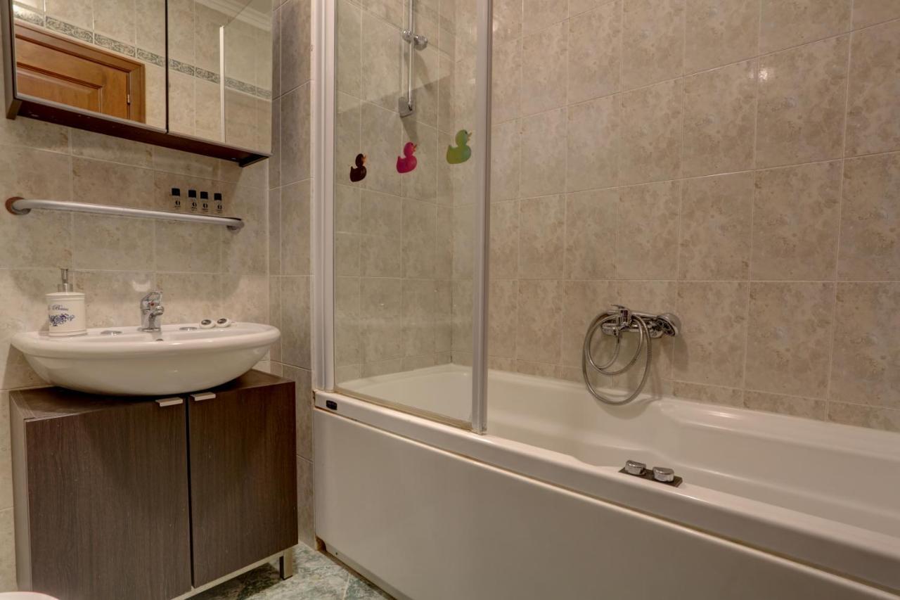 Colosseo Apt Mecenate 77 - Home And More โรม ภายนอก รูปภาพ
