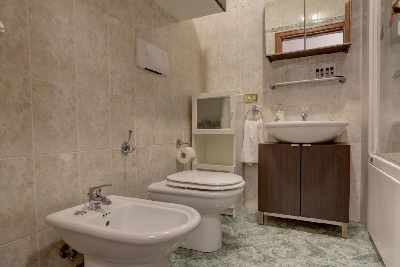 Colosseo Apt Mecenate 77 - Home And More โรม ภายนอก รูปภาพ